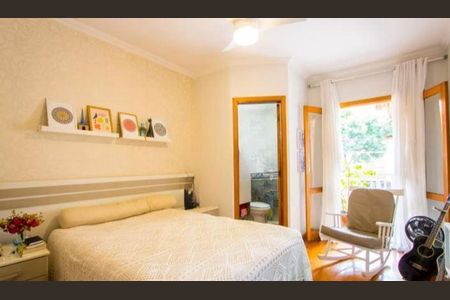 Casa à venda com 3 quartos, 157m² em Vila Floresta, Santo André