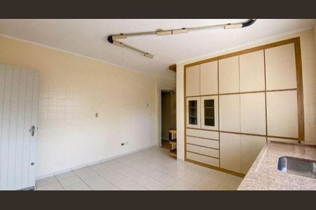 Casa à venda com 3 quartos, 213m² em Jardim Bela Vista, Santo André