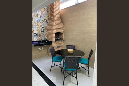 Casa à venda com 3 quartos, 183m² em Vila Pires, Santo André