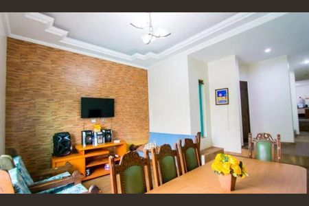 Casa à venda com 3 quartos, 197m² em Vila Eldizia, Santo André