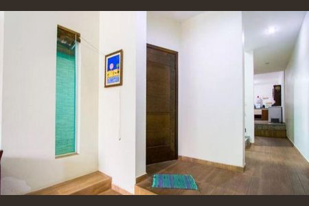 Casa à venda com 3 quartos, 197m² em Vila Eldizia, Santo André