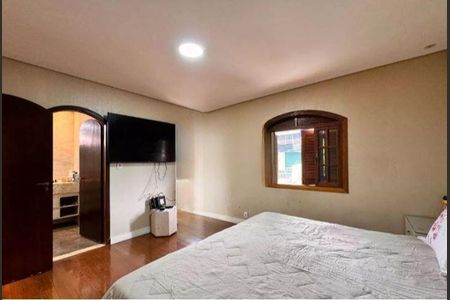 Casa à venda com 5 quartos, 400m² em Vila Alzira, Santo André