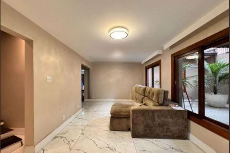 Casa à venda com 5 quartos, 400m² em Vila Alzira, Santo André