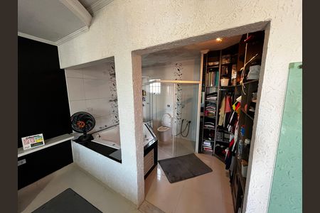 Casa para alugar com 345m², 3 quartos e 3 vagasBanheiro da Suíte