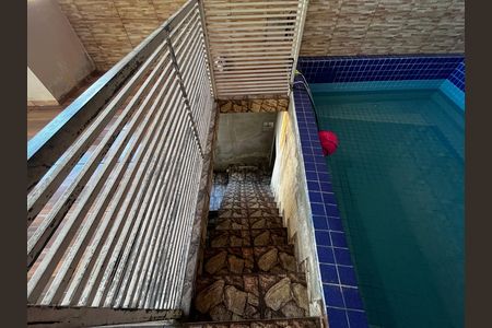 Casa para alugar com 345m², 3 quartos e 3 vagasEscada