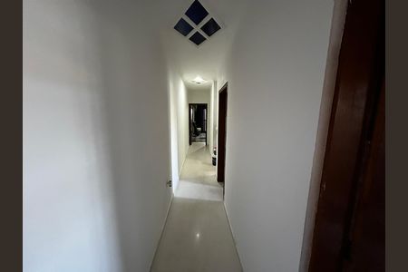 Casa para alugar com 345m², 3 quartos e 3 vagasCorredor