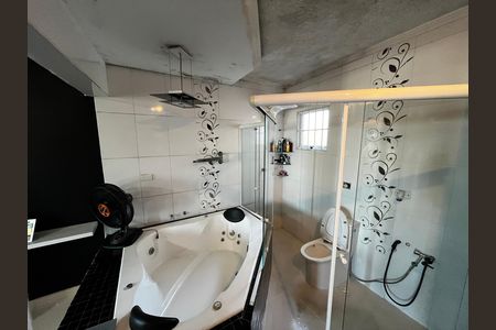 Casa para alugar com 345m², 3 quartos e 3 vagasBanheiro da Suíte