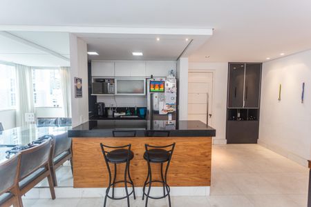 Apartamento à venda com 90m², 3 quartos e 3 vagasCozinha