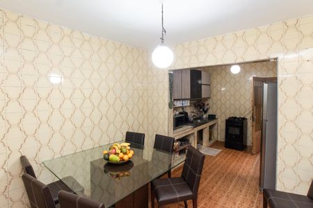 Casa à venda com 250m², 4 quartos e 2 vagasCozinha