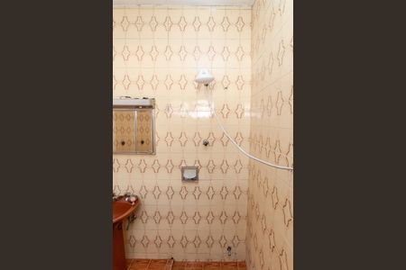 Casa à venda com 250m², 4 quartos e 2 vagasBanheiro 1