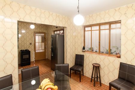 Casa à venda com 250m², 4 quartos e 2 vagasCozinha