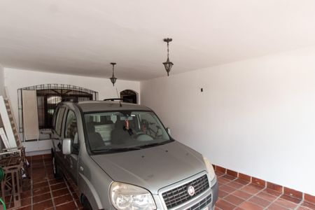 Casa à venda com 250m², 4 quartos e 2 vagasGaragem