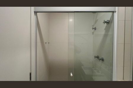 Apartamento à venda com 97m², 2 quartos e 2 vagas Apartamento à venda com 97m², 2 quartos e 2 vagasBanheiro da Suíte 2