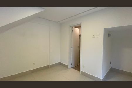 Apartamento à venda com 97m², 2 quartos e 2 vagas Apartamento à venda com 97m², 2 quartos e 2 vagasSuíte 2