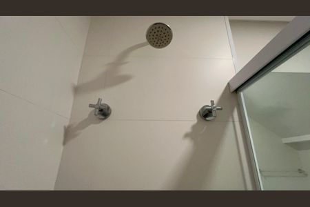 Apartamento à venda com 97m², 2 quartos e 2 vagas Apartamento à venda com 97m², 2 quartos e 2 vagasBanheiro da Suíte 2