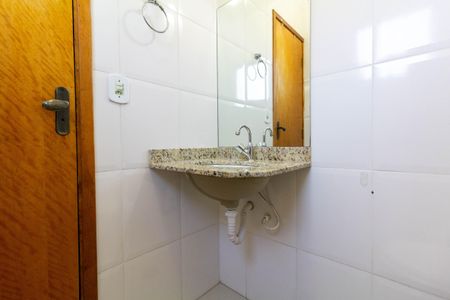 Casa de condomínio à venda com 65m², 2 quartos e 1 vaga Casa de condomínio à venda com 65m², 2 quartos e 1 vagaBanheiro 2
