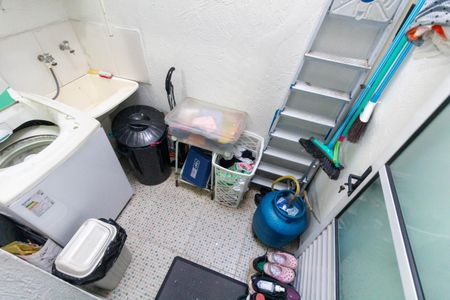 Casa de condomínio à venda com 65m², 2 quartos e 1 vaga Casa de condomínio à venda com 65m², 2 quartos e 1 vagaÁrea de Serviço