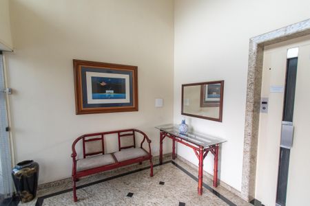 Apartamento para alugar com 110m², 3 quartos e 2 vagasHall social