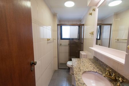 Apartamento para alugar com 110m², 3 quartos e 2 vagasBanheiro