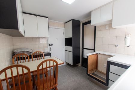 Apartamento para alugar com 110m², 3 quartos e 2 vagasCozinha