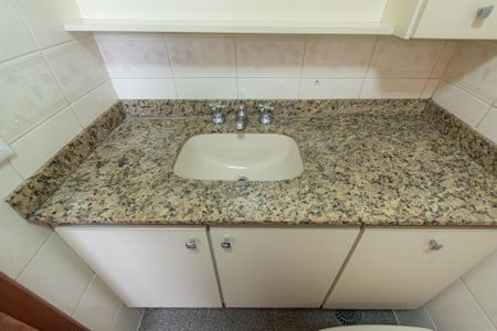 Apartamento para alugar com 110m², 3 quartos e 2 vagasBanhiro da suíte