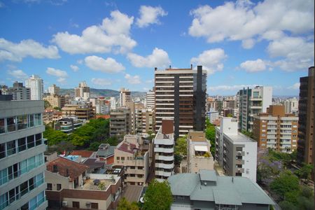 Apartamento à venda com 160m², 3 quartos e 2 vagasSuíte 2 - Vista