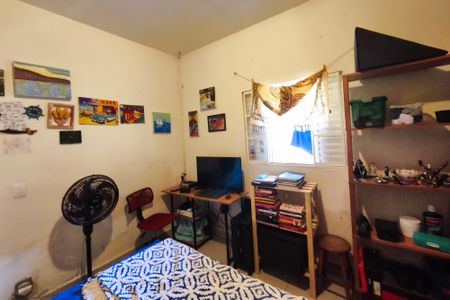 Casa à venda com 96m², 2 quartos e 10 vagasQuarto 2