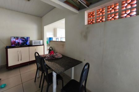 Casa à venda com 96m², 2 quartos e 10 vagasCopa