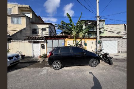 Casa de condomínio à venda com 150m², 2 quartos e 2 vagas Casa de condomínio à venda com 150m², 2 quartos e 2 vagasFachada