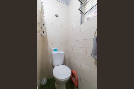 Casa à venda com 95m², 2 quartos e 1 vaga Casa à venda com 95m², 2 quartos e 1 vagaBanheiro