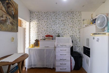 Casa à venda com 95m², 2 quartos e 1 vaga Casa à venda com 95m², 2 quartos e 1 vagaEdícula - Sala