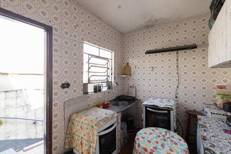 Casa à venda com 95m², 2 quartos e 1 vaga Casa à venda com 95m², 2 quartos e 1 vagaEdícula - Cozinha