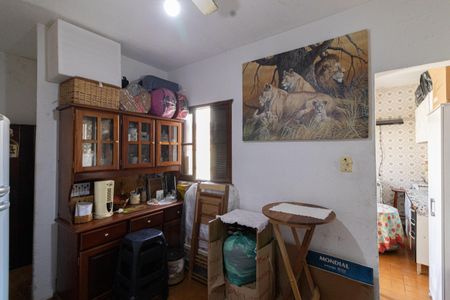 Casa à venda com 95m², 2 quartos e 1 vaga Casa à venda com 95m², 2 quartos e 1 vagaEdícula - Sala