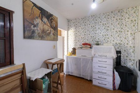 Casa à venda com 95m², 2 quartos e 1 vaga Casa à venda com 95m², 2 quartos e 1 vagaEdícula - Sala