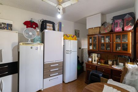 Casa à venda com 95m², 2 quartos e 1 vaga Casa à venda com 95m², 2 quartos e 1 vagaEdícula - Sala