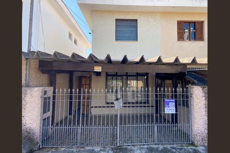 Casa à venda com 168m², 3 quartos e 2 vagasFachada