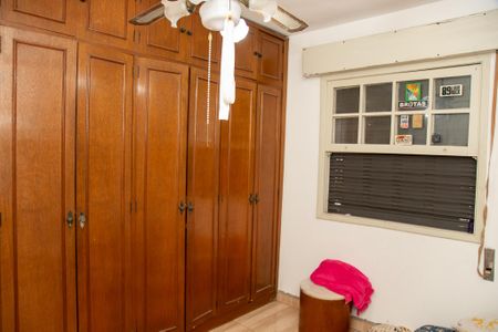 Casa à venda com 168m², 3 quartos e 2 vagasQuarto 3