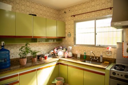 Casa à venda com 168m², 3 quartos e 2 vagasCozinha