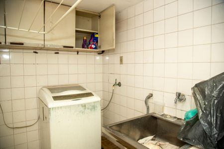 Casa à venda com 168m², 3 quartos e 2 vagasÁrea de Serviço