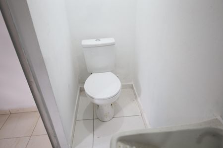 Casa para alugar com 30m², 1 quarto e sem vagaBanheiro