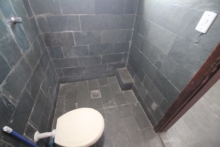 Apartamento para alugar com 50m², 2 quartos e sem vagaBanheiro da Suíte 2