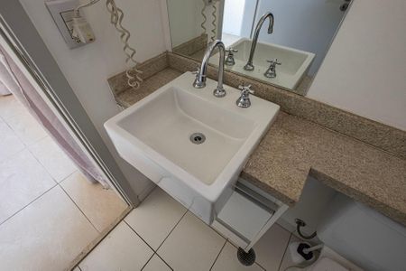 Apartamento à venda com 32m², 1 quarto e 1 vaga Apartamento à venda com 32m², 1 quarto e 1 vagaSuíte - Banheiro