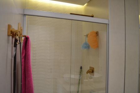 Apartamento à venda com 61m², 2 quartos e 1 vagaBanheiro da suíte