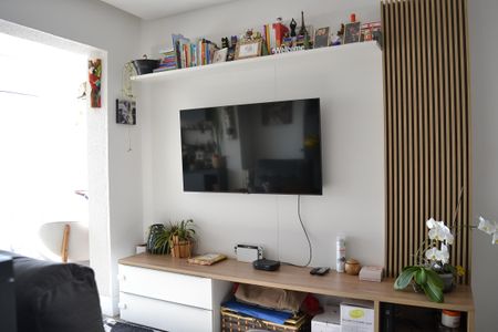 Sala de apartamento à venda com 2 quartos, 61m² em Vila Apiai, Santo André