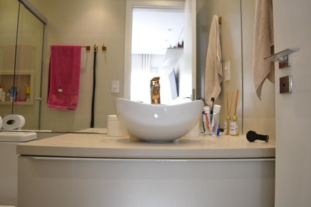 Apartamento à venda com 61m², 2 quartos e 1 vagaBanheiro da suíte