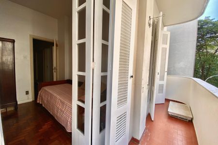 Apartamento à venda com 176m², 3 quartos e 1 vaga Apartamento à venda com 176m², 3 quartos e 1 vagaQuarto 1
