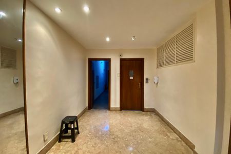 Apartamento à venda com 176m², 3 quartos e 1 vaga Apartamento à venda com 176m², 3 quartos e 1 vagaHall de entrada