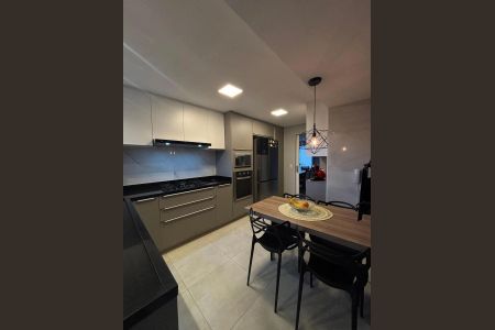 Apartamento à venda com 135m², 3 quartos e 3 vagas