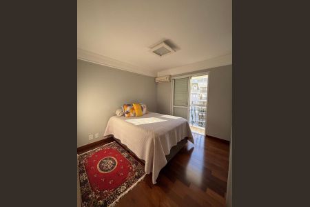 Apartamento à venda com 135m², 3 quartos e 3 vagas