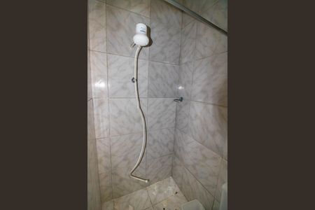 Banheiro de casa à venda com 1 quarto, 76m² em Tenente Jardim, Niterói